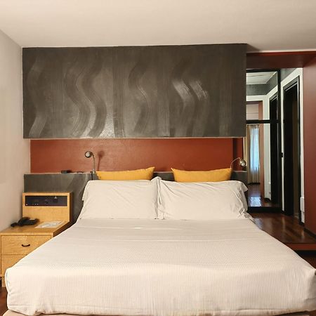 Casa Alle Colonne By Hotel Ancora 韦尔巴尼亚 外观 照片