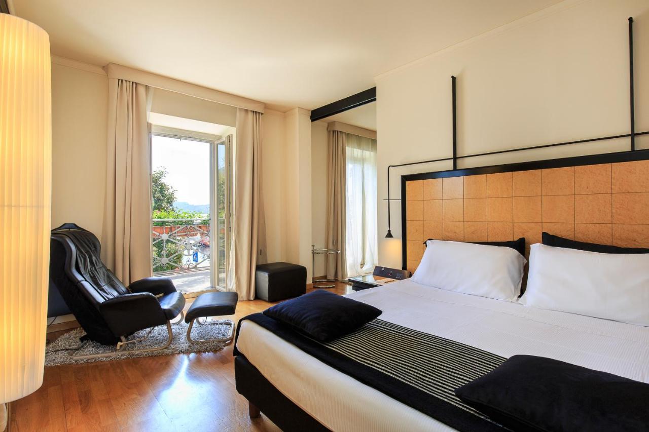 Casa Alle Colonne By Hotel Ancora 韦尔巴尼亚 外观 照片