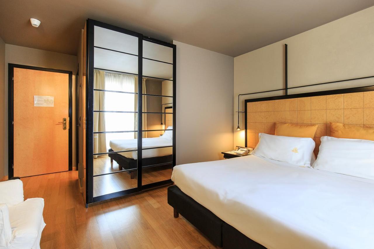 Casa Alle Colonne By Hotel Ancora 韦尔巴尼亚 外观 照片