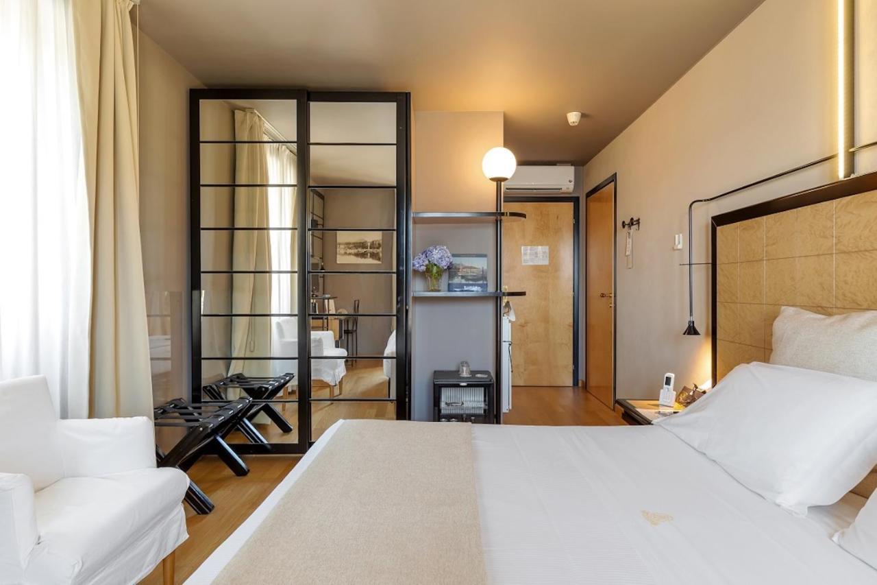Casa Alle Colonne By Hotel Ancora 韦尔巴尼亚 外观 照片